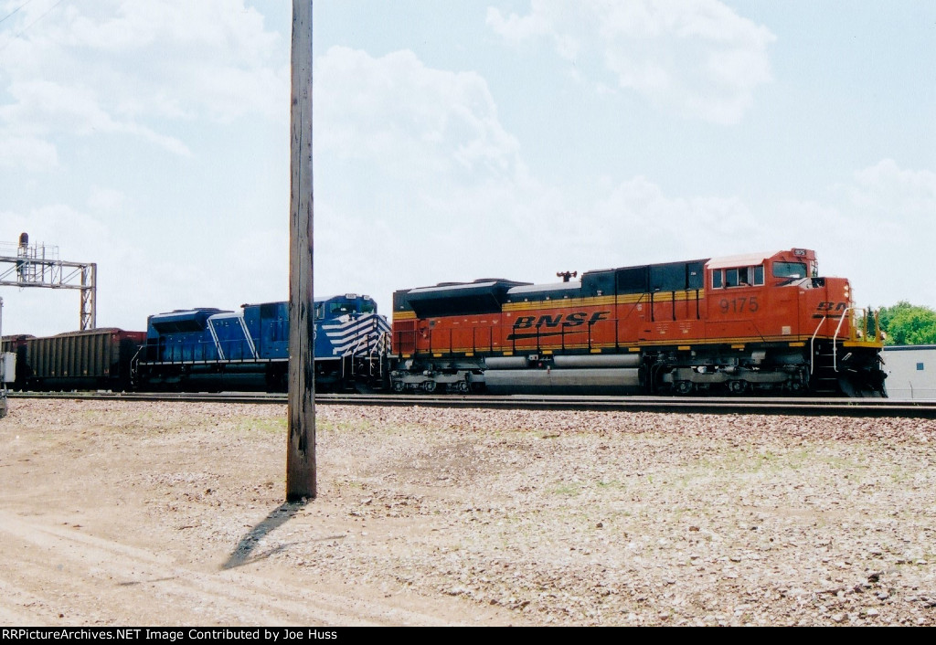 BNSF 9175 West